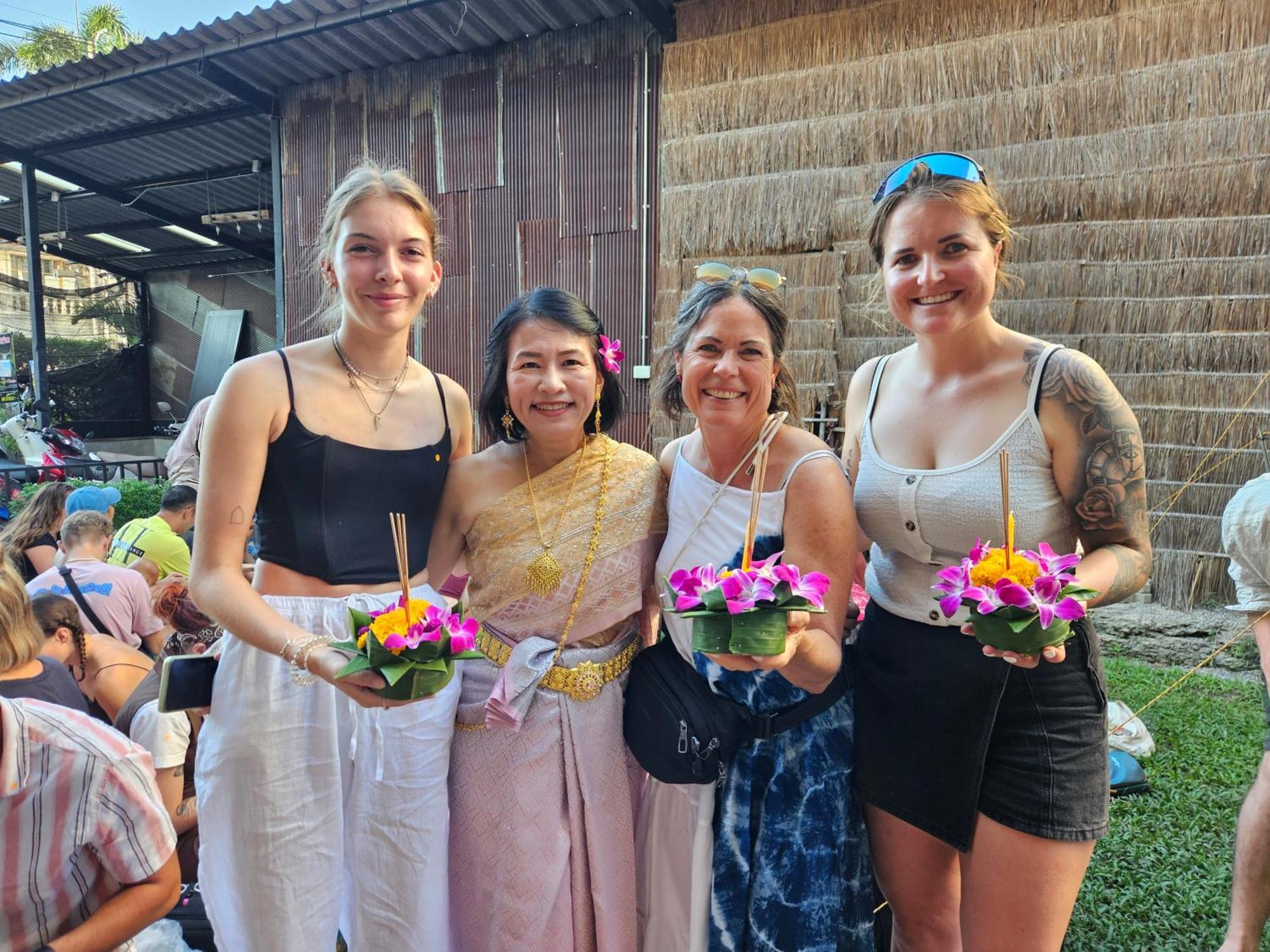 The Entaneer Poshtel Pansiyon Chiang Mai Dış mekan fotoğraf